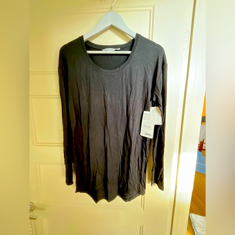 Lot of 2 Athleta Threadlight Relaxed Long Sleeve Tees, M. NWT